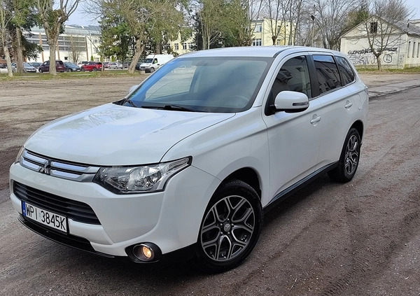 Mitsubishi Outlander cena 52900 przebieg: 141000, rok produkcji 2015 z Racibórz małe 254